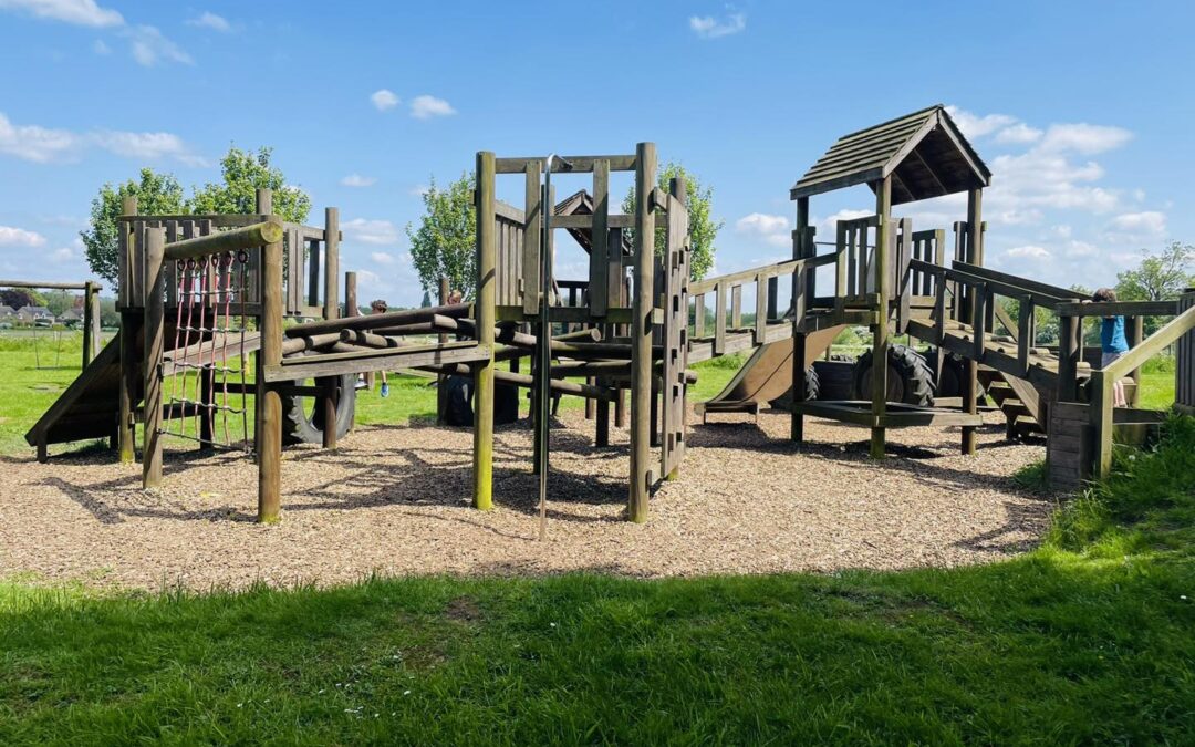 The Leys playground, Stanton Harcourt