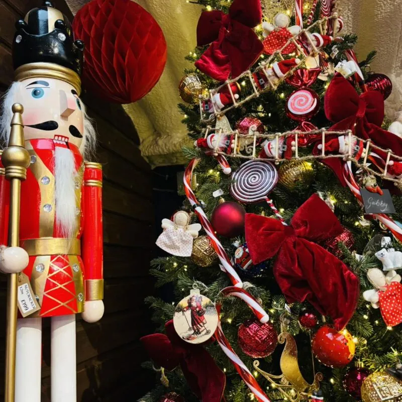 The Tree Barn, Christmas Common